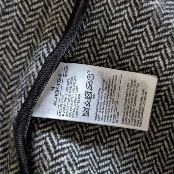 Banana Republic Overcoats - Picture 9 of 10